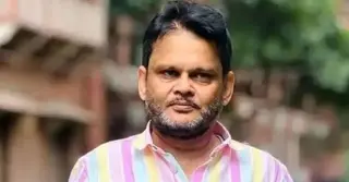 ছাত্রদেরকে যৌন হয়রানির অভিযোগে ঢাবি শিক্ষক সাময়িক বরখাস্ত